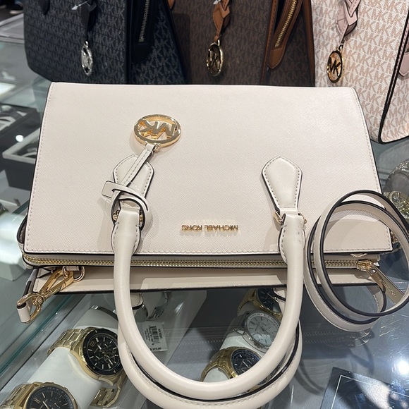 Michael Kors Sheila Medium Center Zip Satchel Crossbody Bag
Light Cream 
NWT - Picture 8 of 16